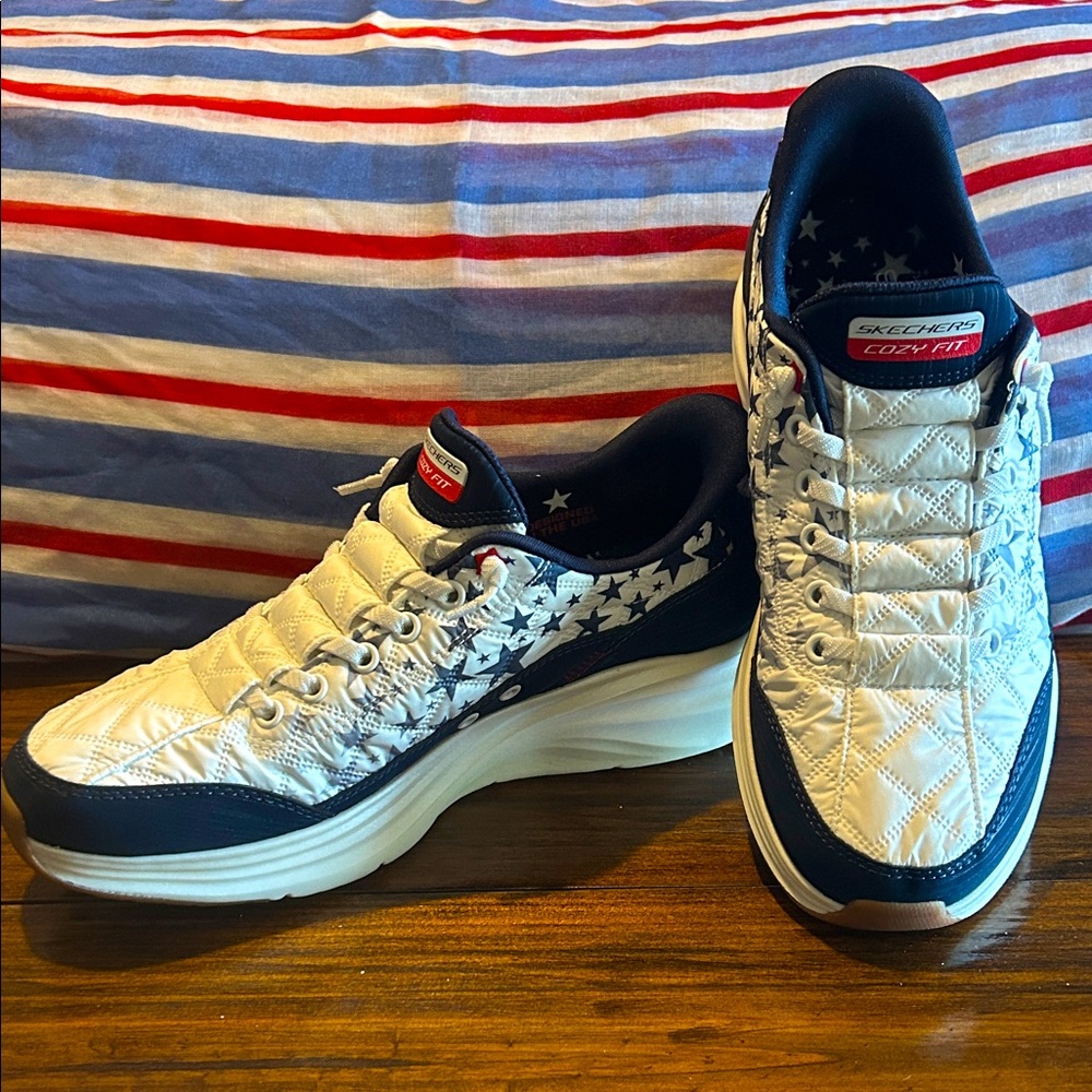 Skechers Slip-ins: Contour Foam - Cozy Fit Star Spangled